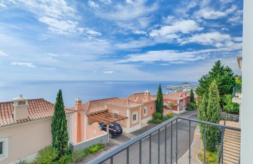 Sao Goncalo Villa | Villa Gasparini Palheiro Village by Holiday Rental Madeira