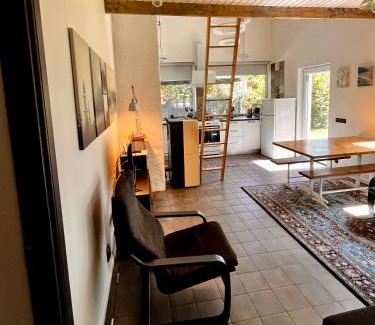Gauja Villa | Villa Gauja - holiday home close to the sea and lake
