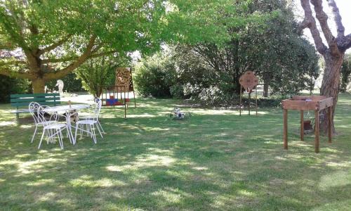 Castelmayran Bed & Breakfast | Villa Gazounette