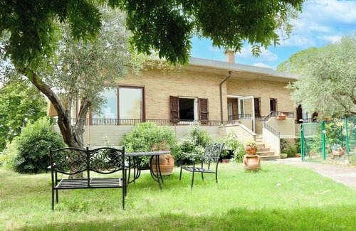 Granarola Villa | Villa Gelsi