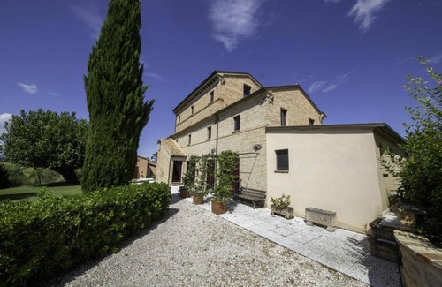 Ostra Villa | Villa Gelso: your luxury villa with pool and sauna in Le Marche region