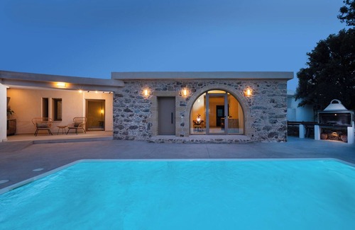 Livadia Villa | Villa George, 3 BD, private pool, brand new, cozy