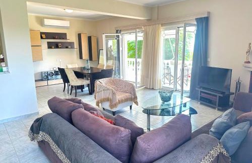 Paleros Villa | Villa George