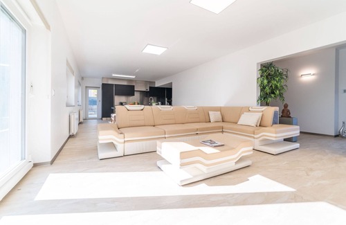 Belverde Villa | Villa Geranios - villa for 12 with pool, jacuzzi and near the beach