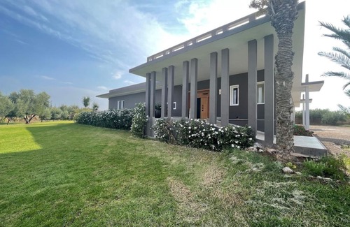 Ait Hamid Villa | Villa GHITA, Contemporary High Standing villa, 15 minutes from Marrakech
