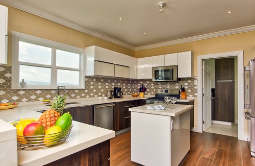 Reading House | Villa Ginger/Beach access/Gated Community
