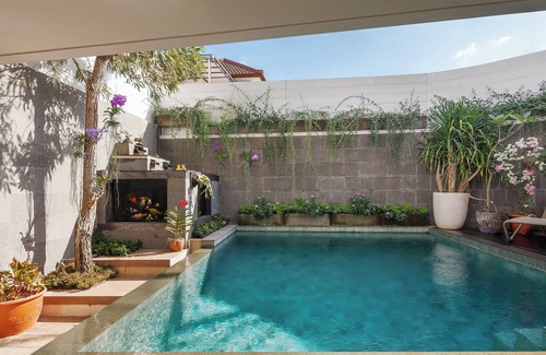 Denpasar Timur Villa | Villa Gioia. Modern 3 Bedroom Villa in Sanur with Private Pool & High Speed Wifi
