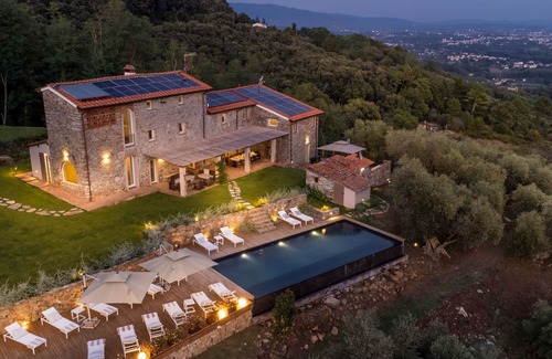 Vicopelago Villa | VILLA GIOMA-Charming rustic just restored with private panoramic infinity pool