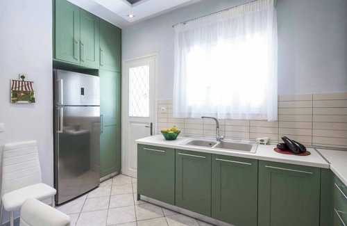 Perama Villa | Villa Giovannina - Four Bedroom Villa, Sleeps 10