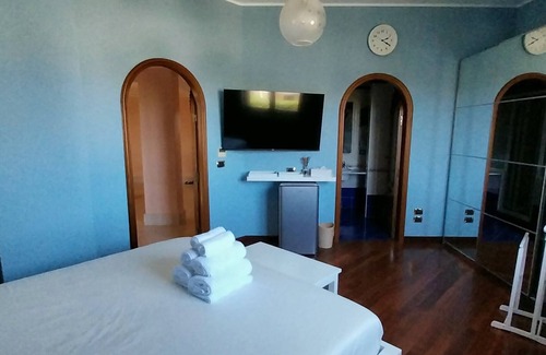 Tiche Bed & Breakfast | Villa Giulia - Sea Wave