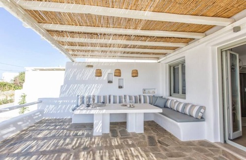 Naxos Villa | Villa Glyfada, a private fully equipped gem.
