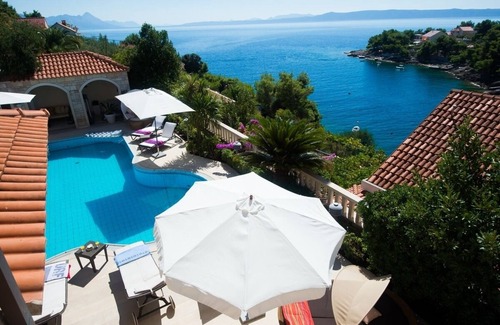 Selca Villa | Villa Godi Star – A Private Retreat of Elegance and Serenity