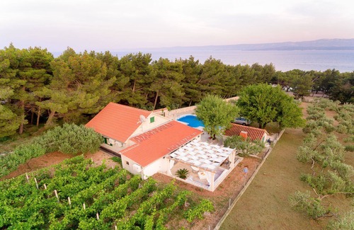 Bol Villa | Villa Golden Beach with Swimming Pool