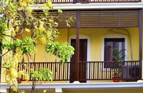 White Town Apartment | Villa Gomez
