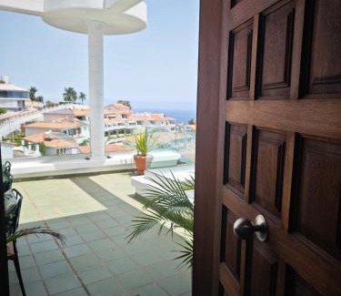 Radazul Bed & Breakfast | Villa Gonzalez Sea Views