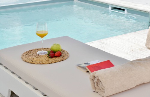 Glinado Villa | Villa Kalliope - Three Bedroom Villa, Sleeps 6