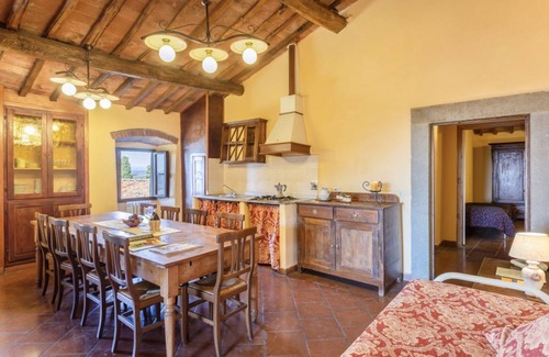 Pelago Apartment | Villa Grassina Quadrilocale sleeps 8, WIFI, pool, Nature