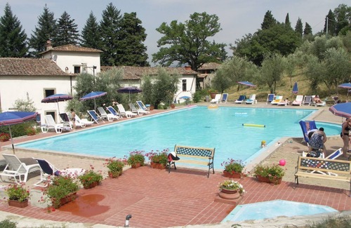 Pelago Apartment | Villa Grassina Quadrilocale sleeps 8, WIFI, pool, Nature