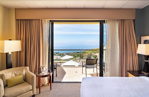 Malibu Hotel | Villa Graziadio at Pepperdine University