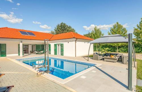 Prolozac Villa | Villa Great Escape
