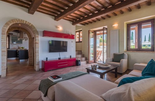 Monte Giberto Villa | Villa Greta 9 - Four Bedroom Villa, Sleeps 9