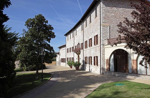 Nerbisci Villa | Villa Gubbio - Luxury Villa Rental with private swimming pool in Gubbio, Umbria