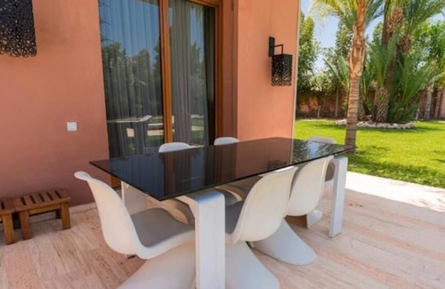 Zaouia Sidi Abdallah Ben Sassi Villa | Villa Hana A