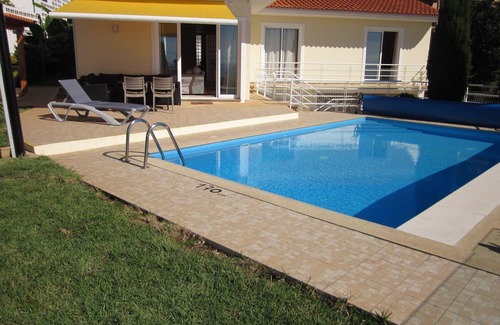 Garajau Villa | Villa Hansen in Madeira - Cristo Rei, nPool, Sea-views, Beach, Garden, BBQ.