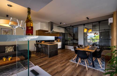Komarna Villa | Villa Hedona