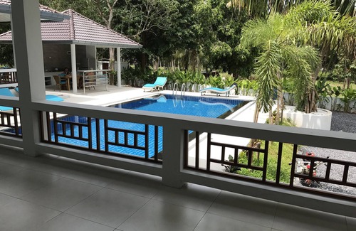 Taling Ngam Villa | Villa Helene in a quiet coconut grove