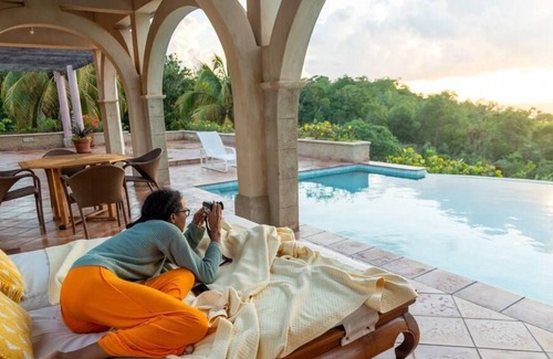 Mount Pleasant Bay House | Villa Helianthus sanctuary