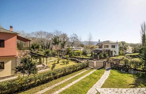 Koropi House | Villa Helios