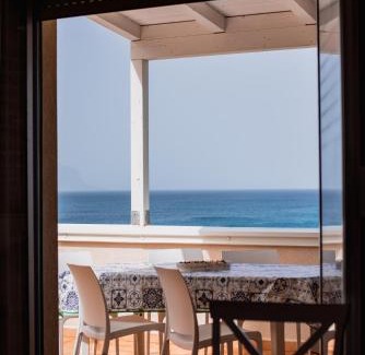 Ficarazzi Apartment | VILLA HEMINGWAY - LA Casa di Alessia e La Casa di Leonardo