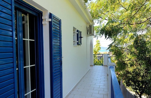 Gialova Villa | Villa Hetty with seaview at the Bay of Navarino