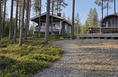 Posio Ski Chalet | Villa Hilda, cottage by the lake