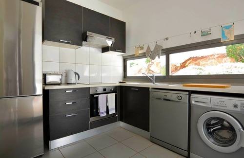 Latchi Cottage | Villa Hillcrest - a villa that sleeps 6 guests in 3 bedrooms
