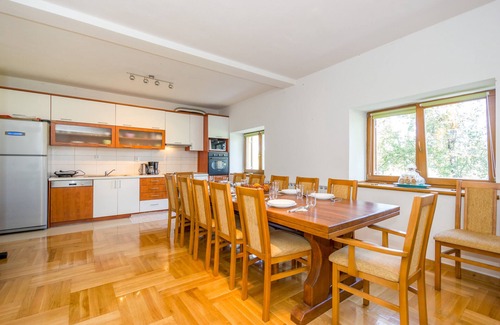 Gorinka Apartment | Villa Hills
