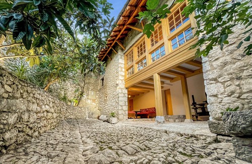 Trn Villa | Villa Historic Pocitelj with pool and incredible views