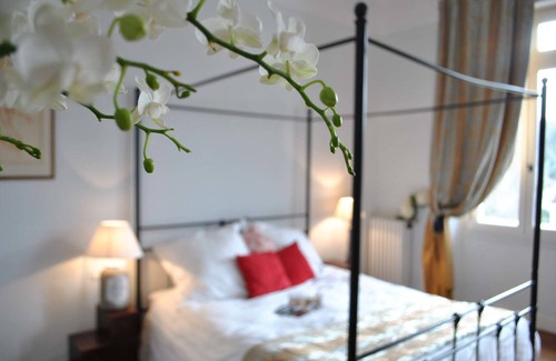 Salies-de-Bearn Bed & Breakfast | Villa Hortebise
