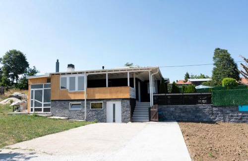 Bradash Villa | Villa Hoti Your Private Getaway