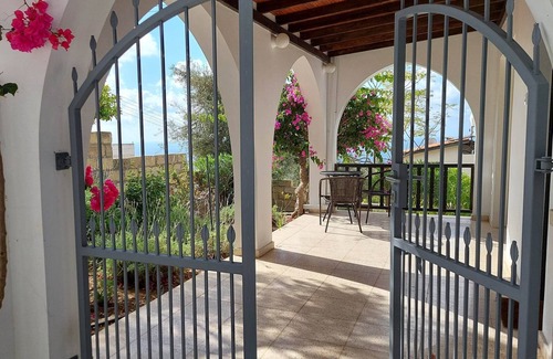 Tala Villa | Villa/House/Bungalow , 1 Bedroom + ,Sea Views, Privacy, WIFI Tala Paphos