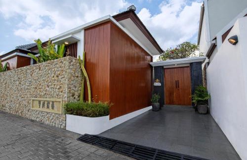 Kediri Villa | Villa Hua Wu Fei Yan