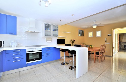 Badia Gran Villa | VILLA HUGO- House in residential area Bahía Grande. Private pool. Ideal for families. Very popular - Free Wifi
