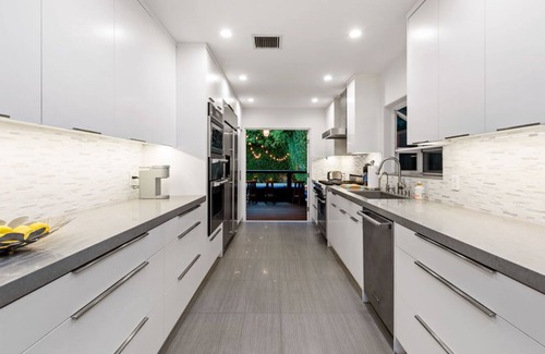 Tri-West Villa | Villa Huntley