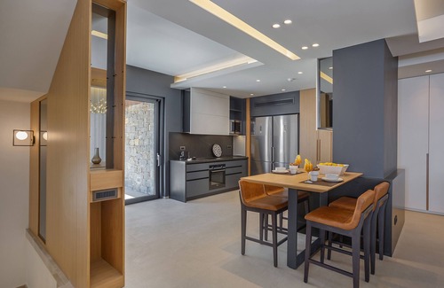 Agia Pelagia Villa | Villa Hyperion - Luxury 7 bdrm Villa with infinity heated pool