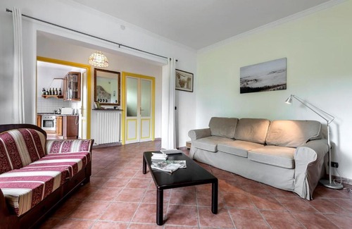 Montecalvo Versiggia Apartment | Villa I Due Padroni, two apartment House - Apartment Loggione
