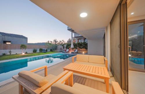 Oludeniz Villa | Villa İon İndoor heated pool, Sauna, Jacuzzi, Underfloor heating system