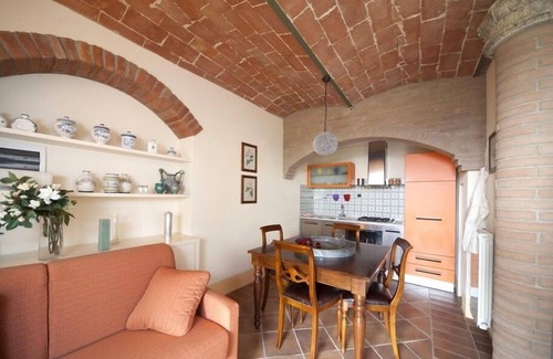 Lari Villa | Villa il Pino In Lari, Tuscany
