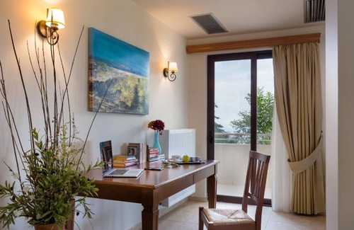 Roussospiti Villa | Villa Ilia - Four Bedroom Villa, Sleeps 9