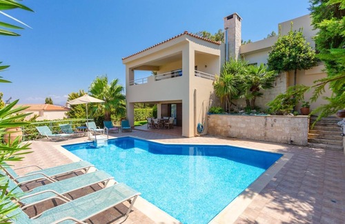 Roussospiti Villa | Villa Ilia - Four Bedroom Villa, Sleeps 9